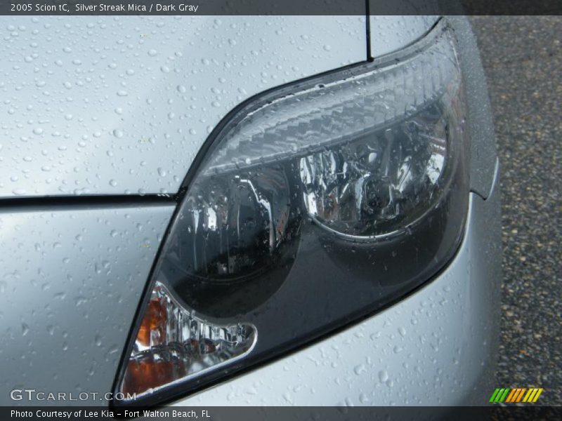 Silver Streak Mica / Dark Gray 2005 Scion tC