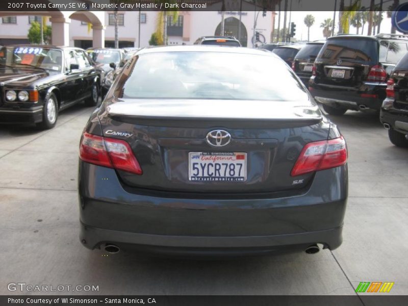 Magnetic Gray Metallic / Dark Charcoal 2007 Toyota Camry SE V6
