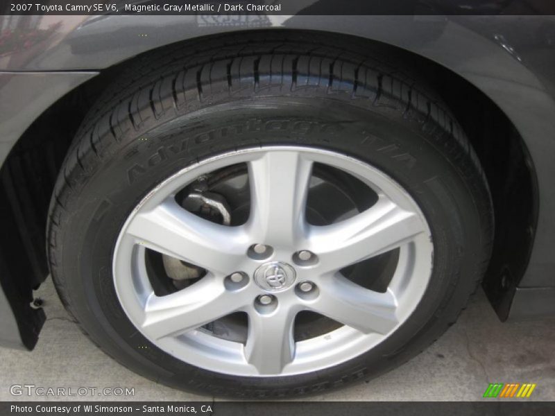 Magnetic Gray Metallic / Dark Charcoal 2007 Toyota Camry SE V6