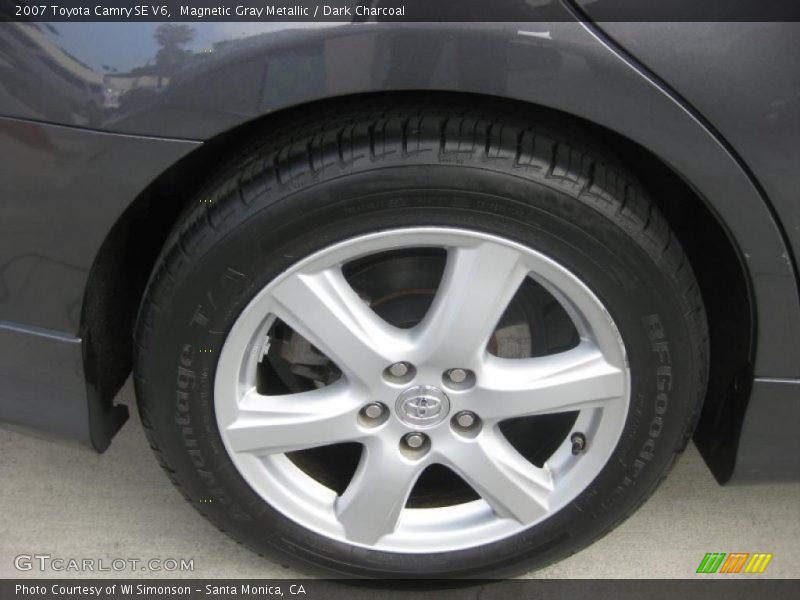 Magnetic Gray Metallic / Dark Charcoal 2007 Toyota Camry SE V6