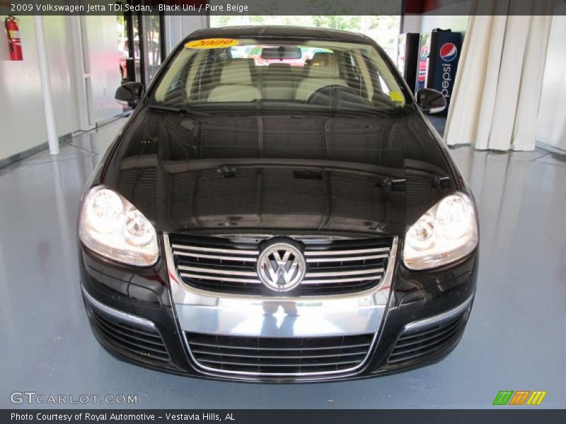 Black Uni / Pure Beige 2009 Volkswagen Jetta TDI Sedan