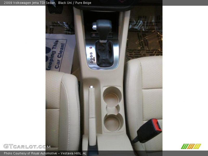 Black Uni / Pure Beige 2009 Volkswagen Jetta TDI Sedan