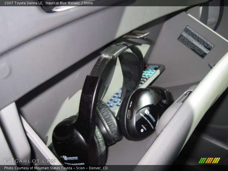 Nautical Blue Metallic / Stone 2007 Toyota Sienna LE