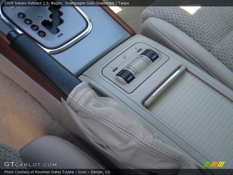 Champagne Gold Opalescent / Taupe 2006 Subaru Outback 2.5i Wagon