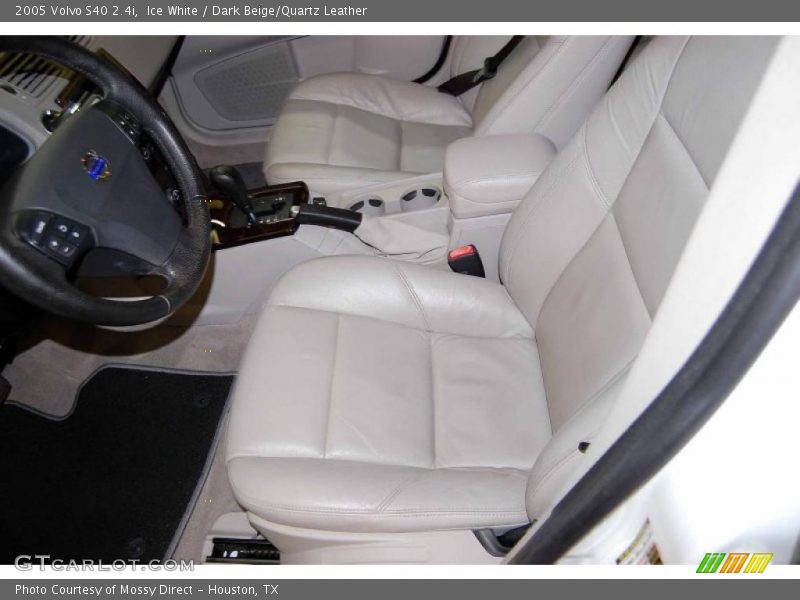 Ice White / Dark Beige/Quartz Leather 2005 Volvo S40 2.4i