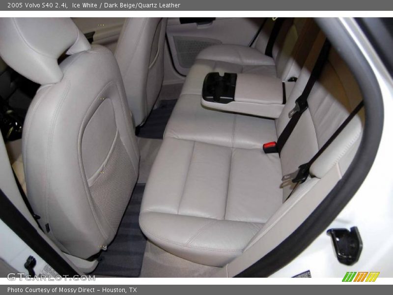 Ice White / Dark Beige/Quartz Leather 2005 Volvo S40 2.4i