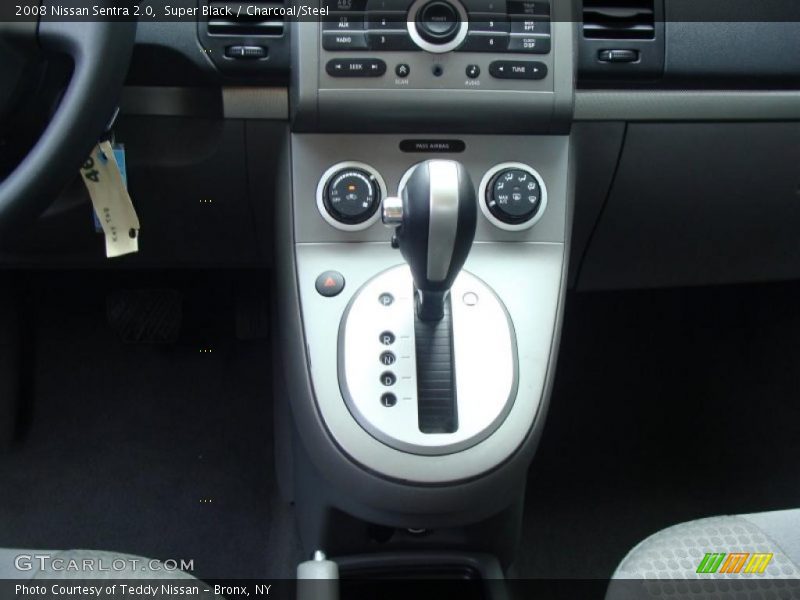 Super Black / Charcoal/Steel 2008 Nissan Sentra 2.0