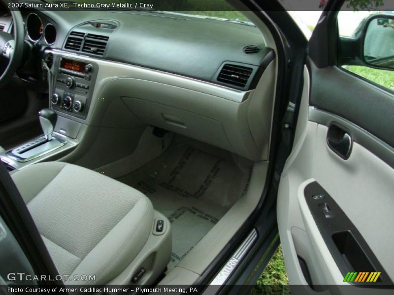 Techno Gray Metallic / Gray 2007 Saturn Aura XE