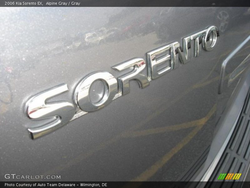 Alpine Gray / Gray 2006 Kia Sorento EX