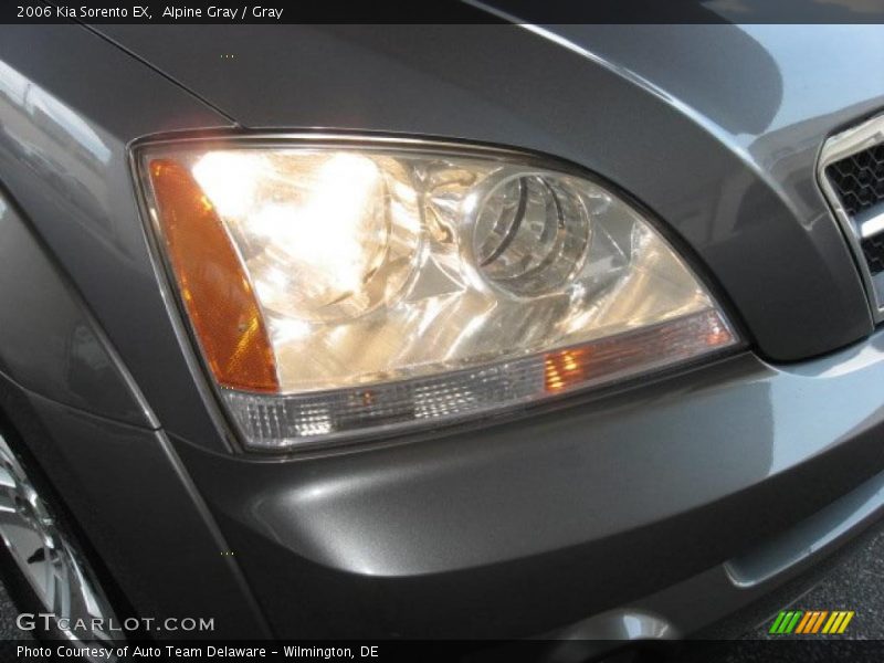 Alpine Gray / Gray 2006 Kia Sorento EX