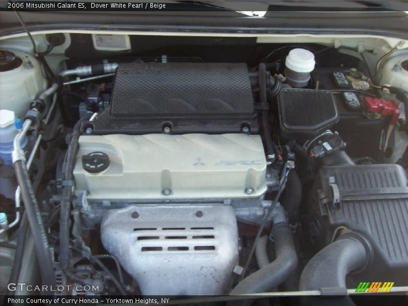 Dover White Pearl / Beige 2006 Mitsubishi Galant ES