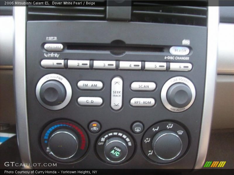 Dover White Pearl / Beige 2006 Mitsubishi Galant ES