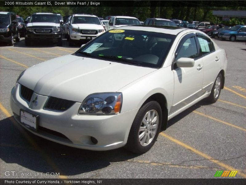 Dover White Pearl / Beige 2006 Mitsubishi Galant ES