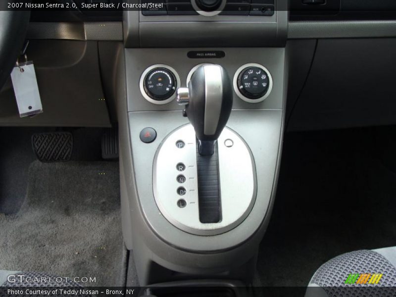 Super Black / Charcoal/Steel 2007 Nissan Sentra 2.0