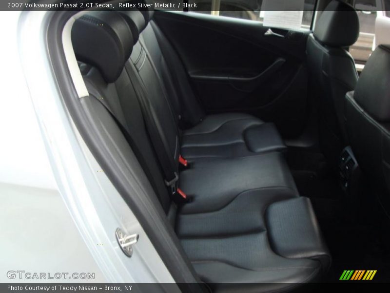 Reflex Silver Metallic / Black 2007 Volkswagen Passat 2.0T Sedan