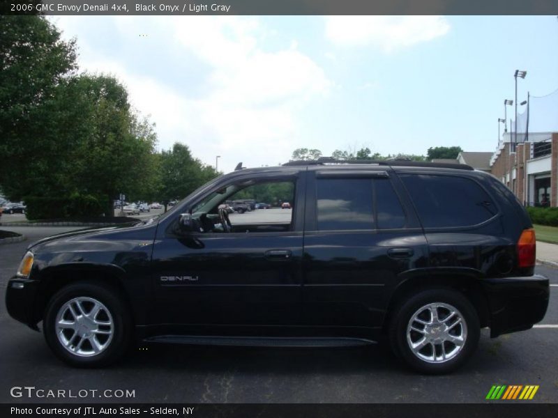 Black Onyx / Light Gray 2006 GMC Envoy Denali 4x4
