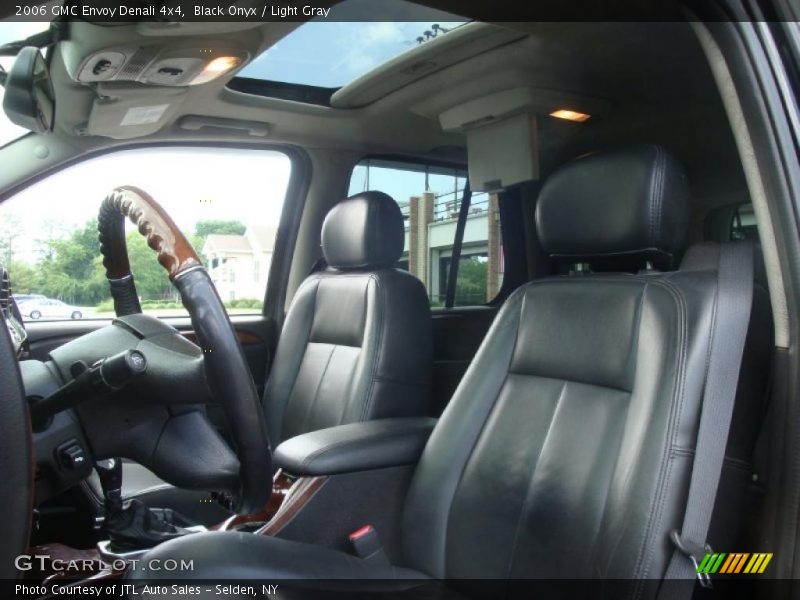 Black Onyx / Light Gray 2006 GMC Envoy Denali 4x4