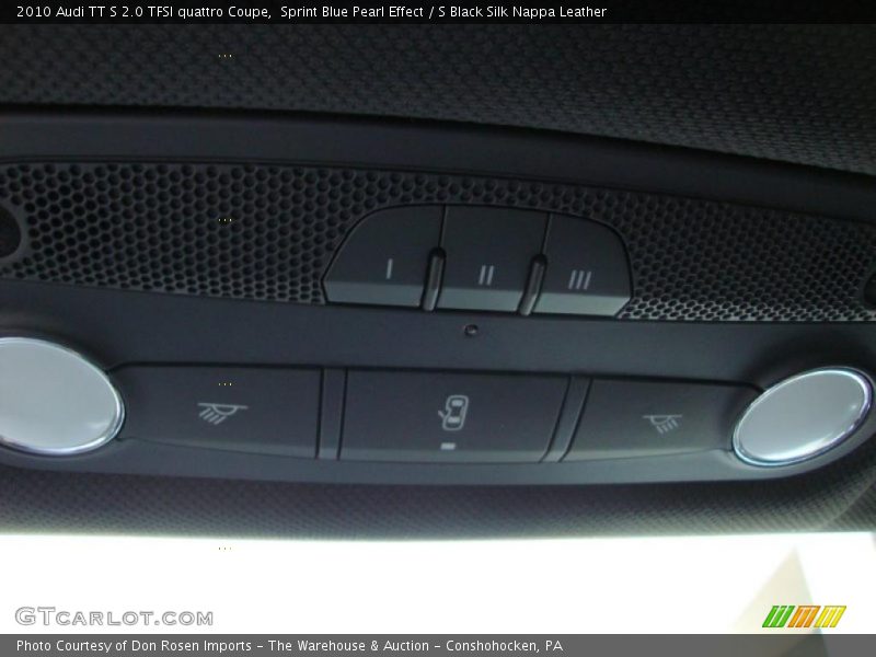 Sprint Blue Pearl Effect / S Black Silk Nappa Leather 2010 Audi TT S 2.0 TFSI quattro Coupe