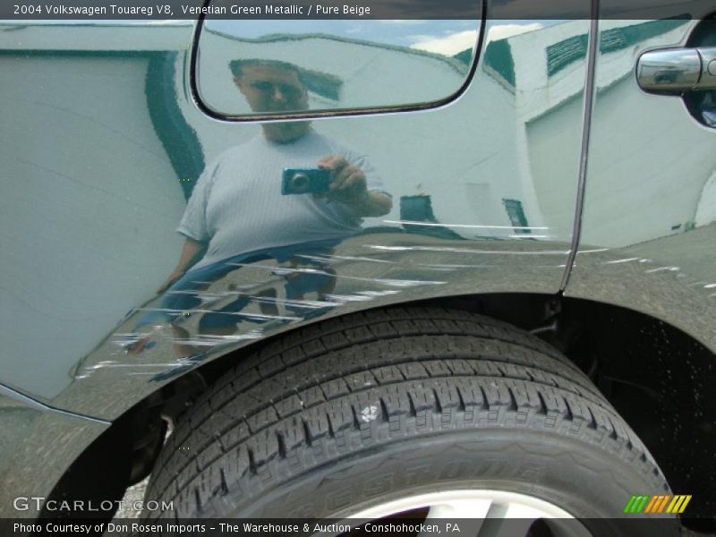Venetian Green Metallic / Pure Beige 2004 Volkswagen Touareg V8