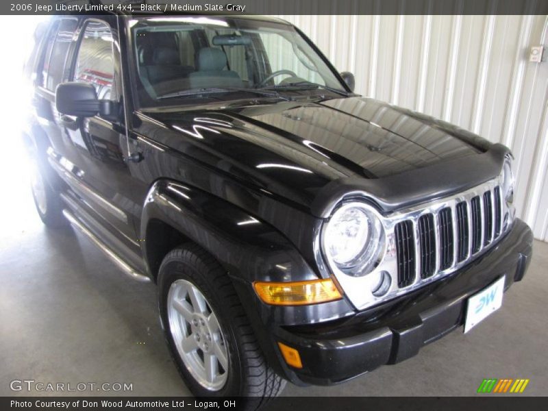 Black / Medium Slate Gray 2006 Jeep Liberty Limited 4x4