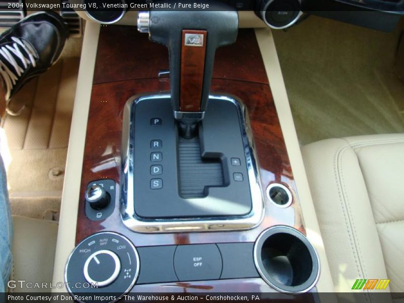 Venetian Green Metallic / Pure Beige 2004 Volkswagen Touareg V8
