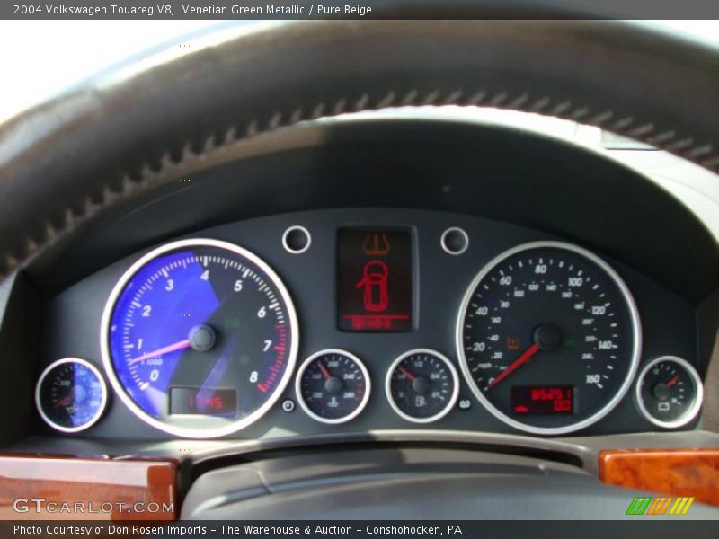 Venetian Green Metallic / Pure Beige 2004 Volkswagen Touareg V8