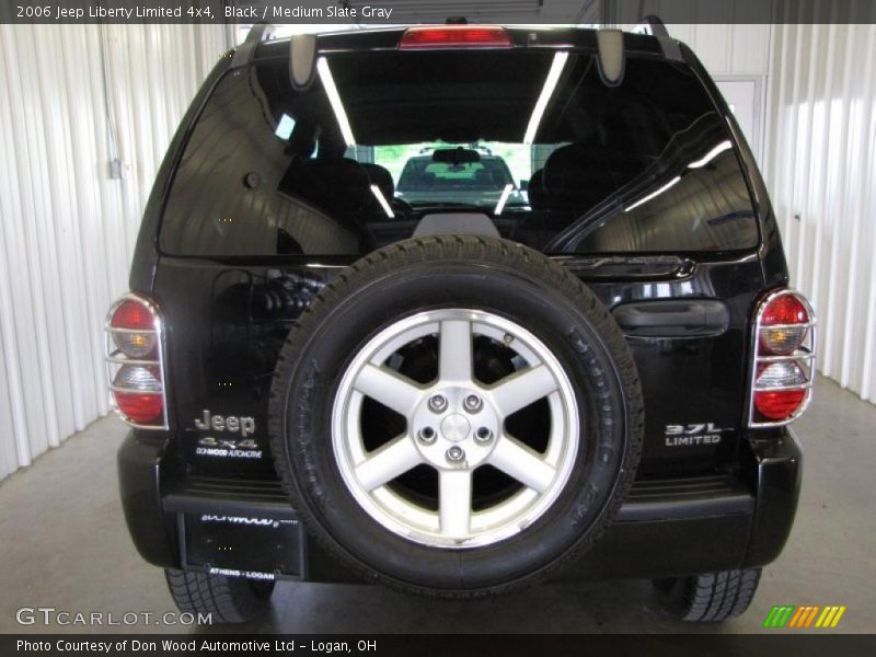 Black / Medium Slate Gray 2006 Jeep Liberty Limited 4x4