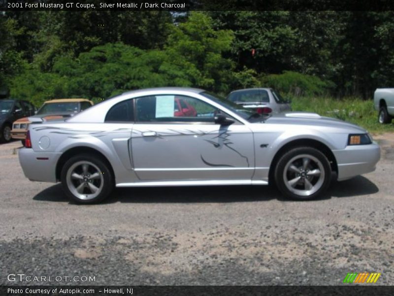 Silver Metallic / Dark Charcoal 2001 Ford Mustang GT Coupe
