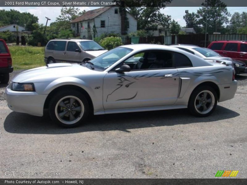 Silver Metallic / Dark Charcoal 2001 Ford Mustang GT Coupe
