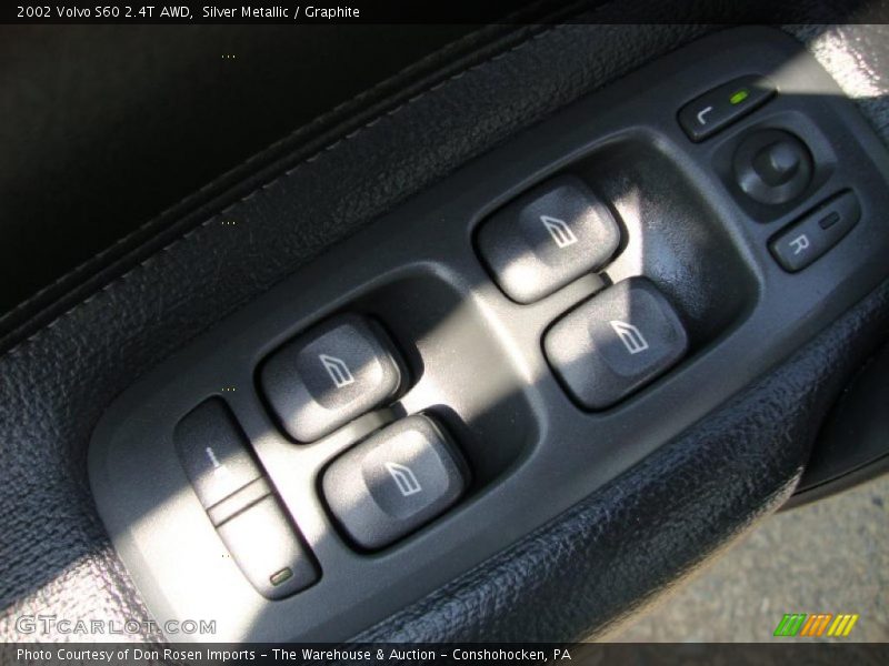 Silver Metallic / Graphite 2002 Volvo S60 2.4T AWD