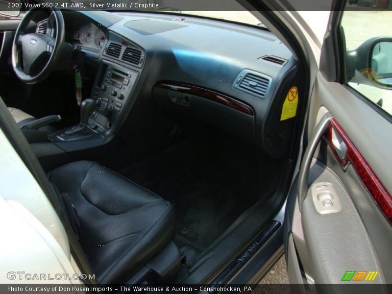 Silver Metallic / Graphite 2002 Volvo S60 2.4T AWD