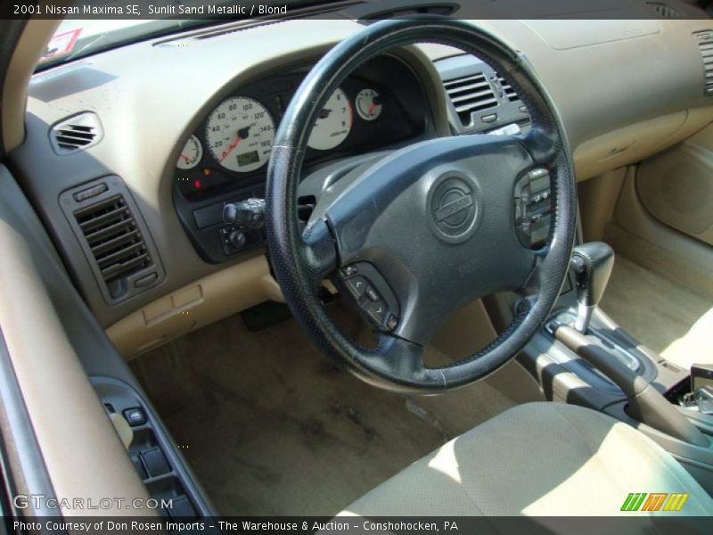 Sunlit Sand Metallic / Blond 2001 Nissan Maxima SE