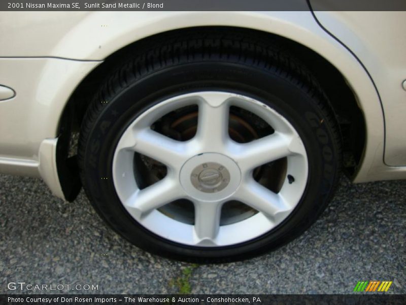 Sunlit Sand Metallic / Blond 2001 Nissan Maxima SE