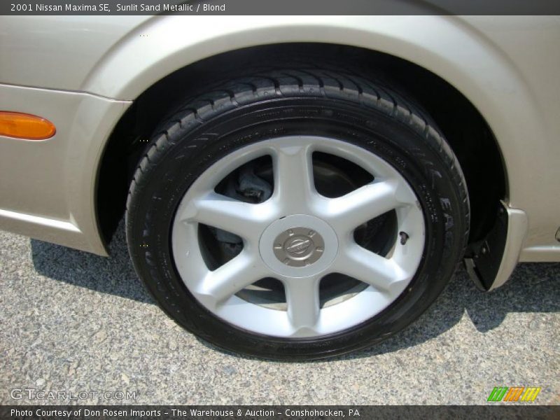 Sunlit Sand Metallic / Blond 2001 Nissan Maxima SE