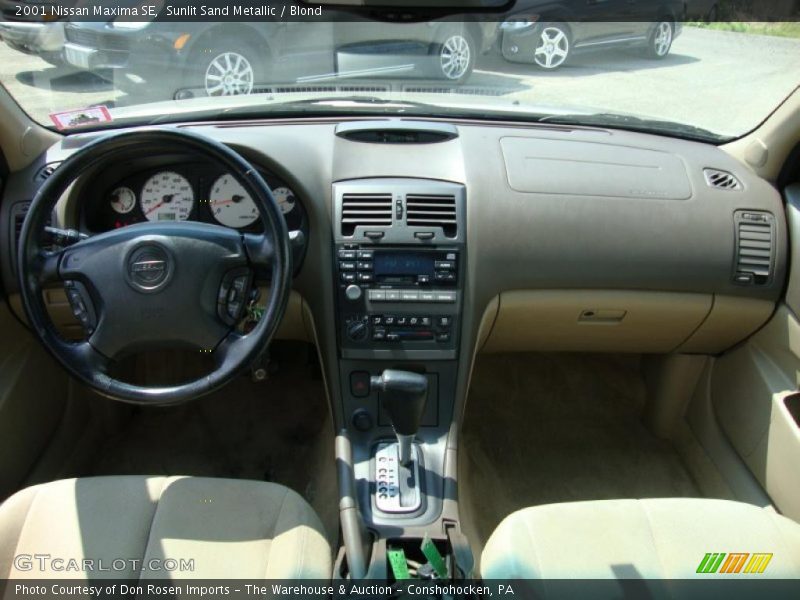 Sunlit Sand Metallic / Blond 2001 Nissan Maxima SE