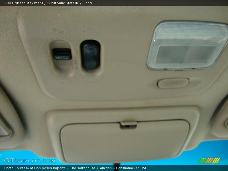 Sunlit Sand Metallic / Blond 2001 Nissan Maxima SE