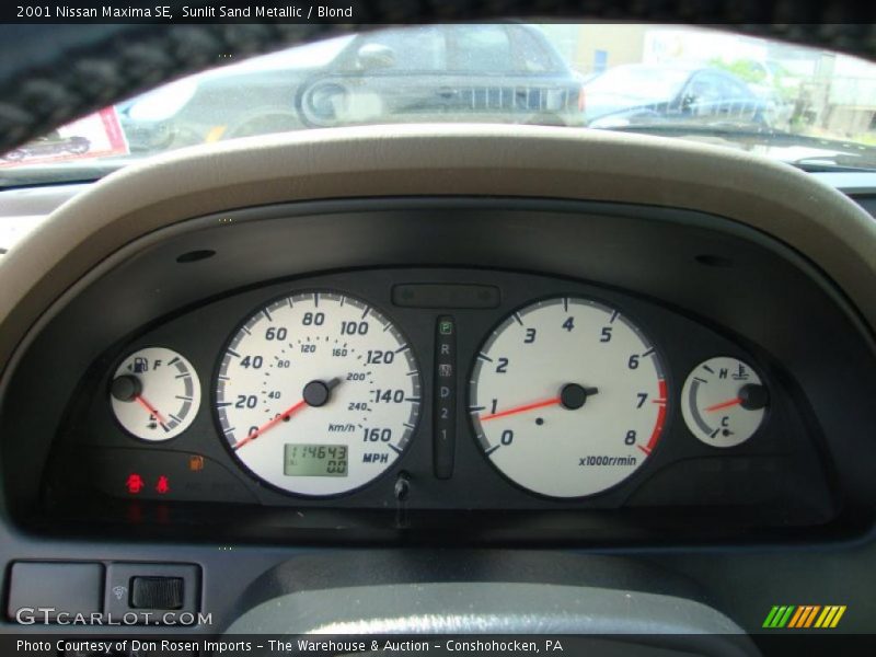 Sunlit Sand Metallic / Blond 2001 Nissan Maxima SE