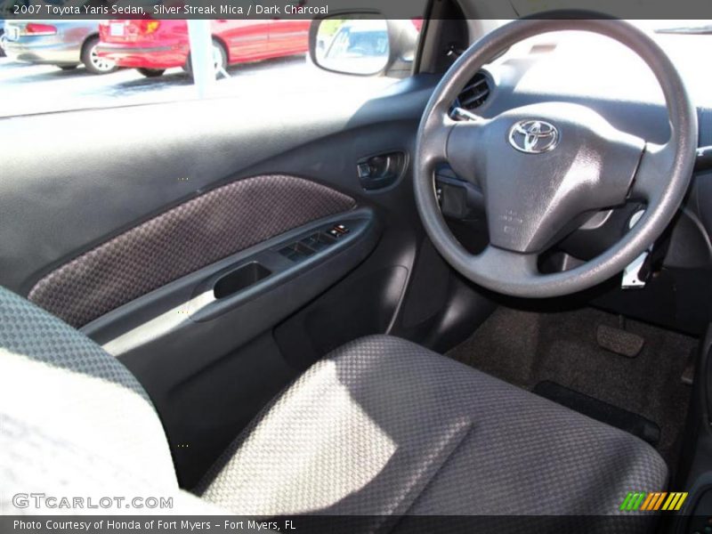 Silver Streak Mica / Dark Charcoal 2007 Toyota Yaris Sedan