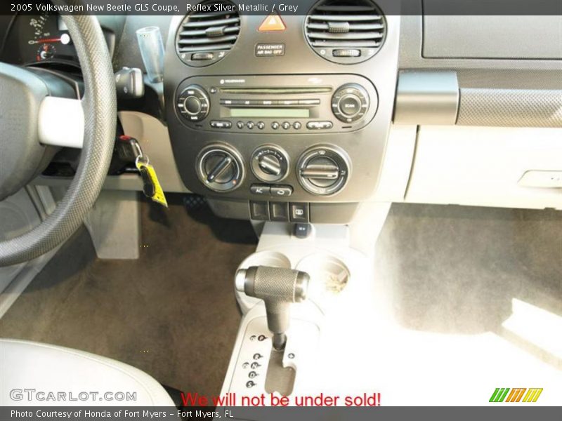 Reflex Silver Metallic / Grey 2005 Volkswagen New Beetle GLS Coupe