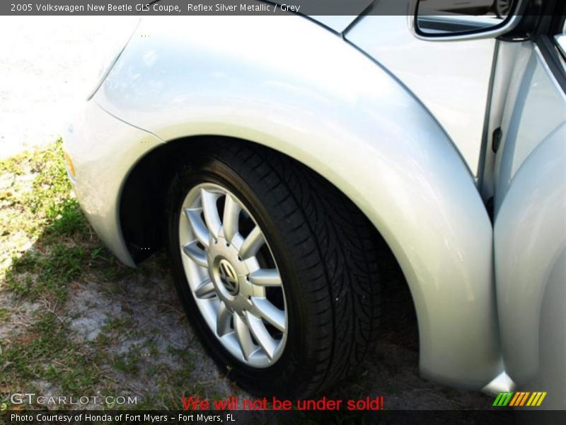 Reflex Silver Metallic / Grey 2005 Volkswagen New Beetle GLS Coupe