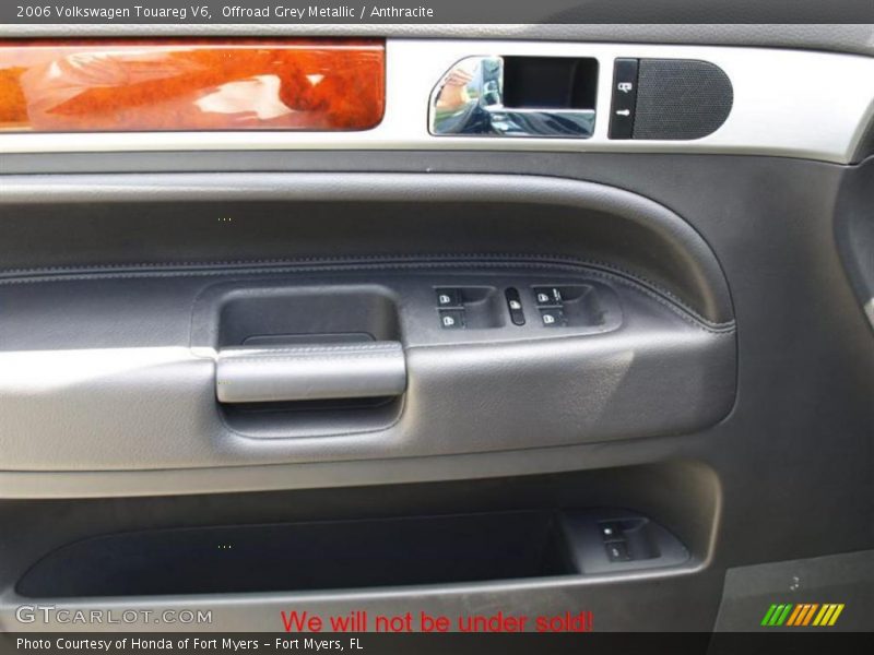 Offroad Grey Metallic / Anthracite 2006 Volkswagen Touareg V6