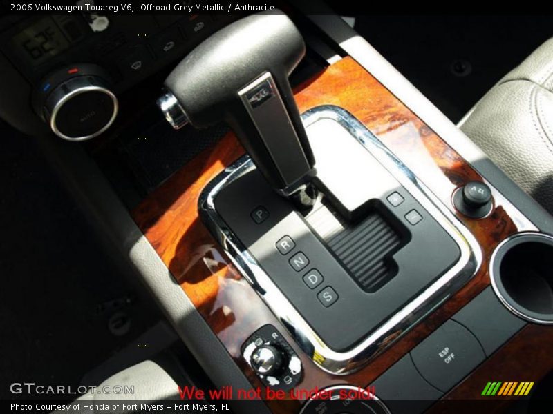 Offroad Grey Metallic / Anthracite 2006 Volkswagen Touareg V6