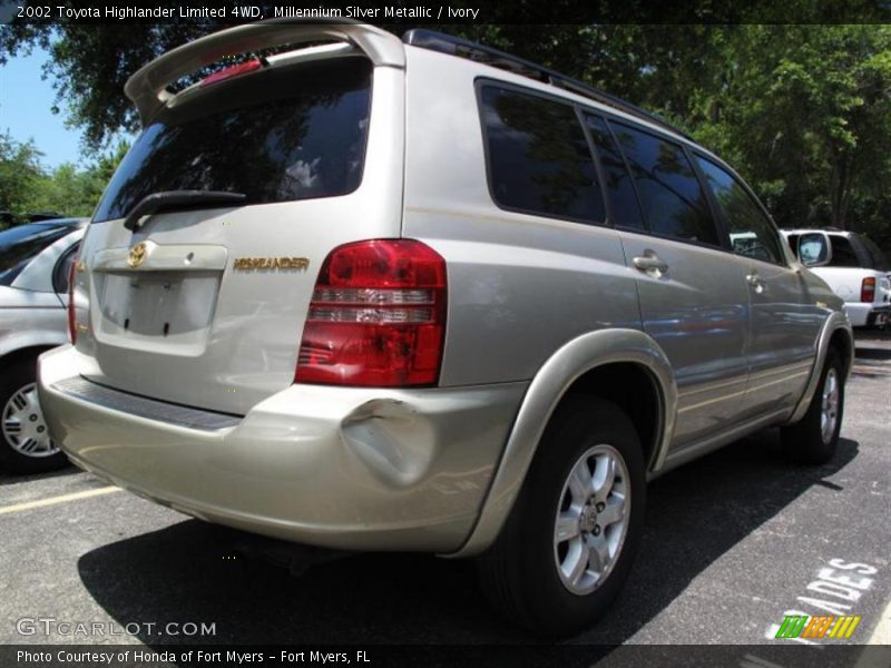 Millennium Silver Metallic / Ivory 2002 Toyota Highlander Limited 4WD