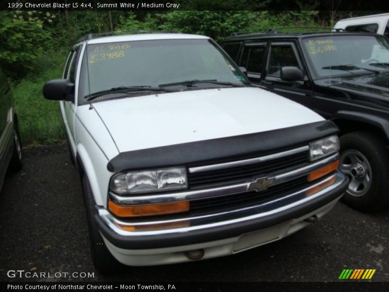 Summit White / Medium Gray 1999 Chevrolet Blazer LS 4x4