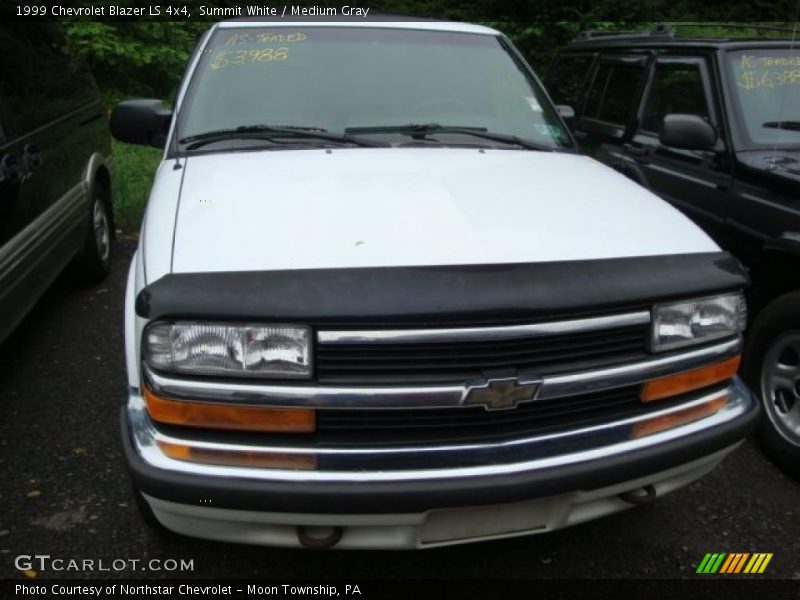 Summit White / Medium Gray 1999 Chevrolet Blazer LS 4x4