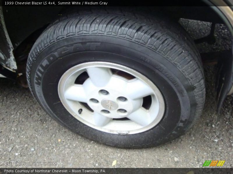 Summit White / Medium Gray 1999 Chevrolet Blazer LS 4x4