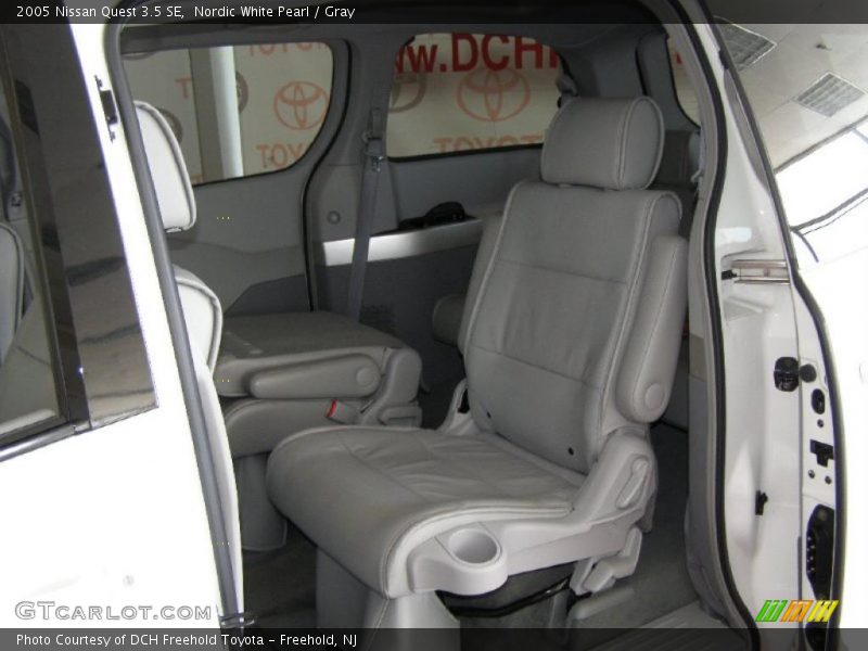 Nordic White Pearl / Gray 2005 Nissan Quest 3.5 SE
