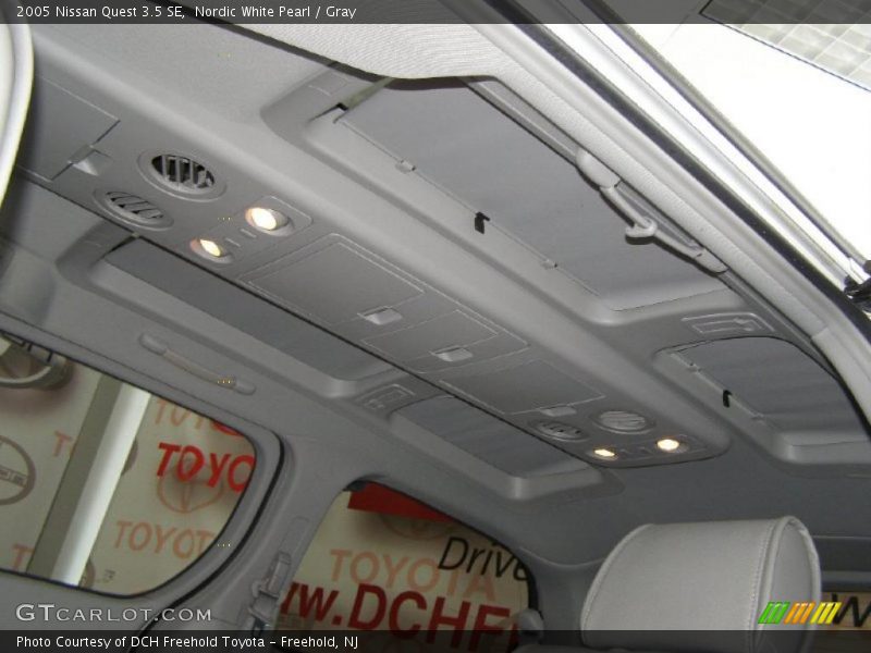 Nordic White Pearl / Gray 2005 Nissan Quest 3.5 SE