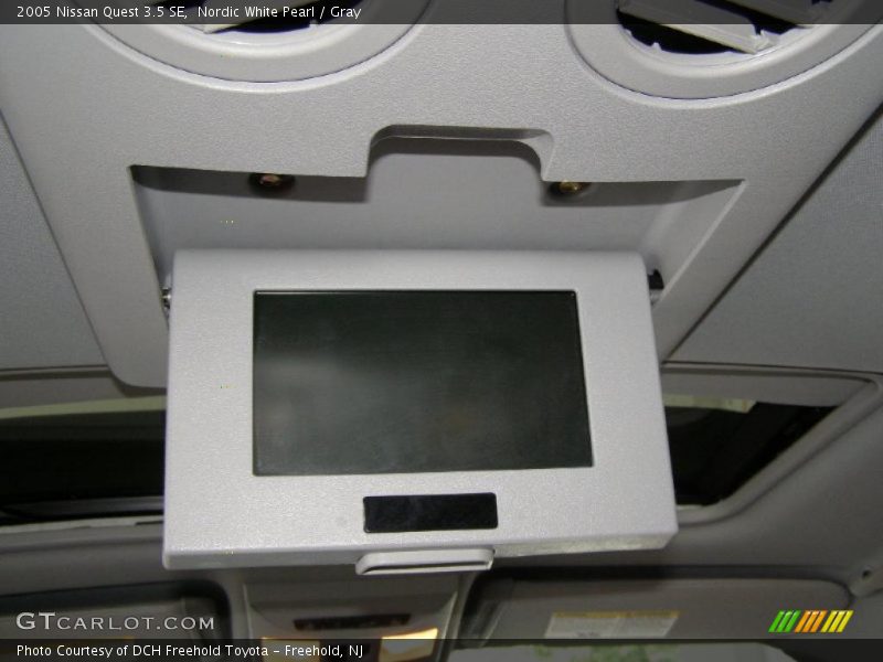 Nordic White Pearl / Gray 2005 Nissan Quest 3.5 SE