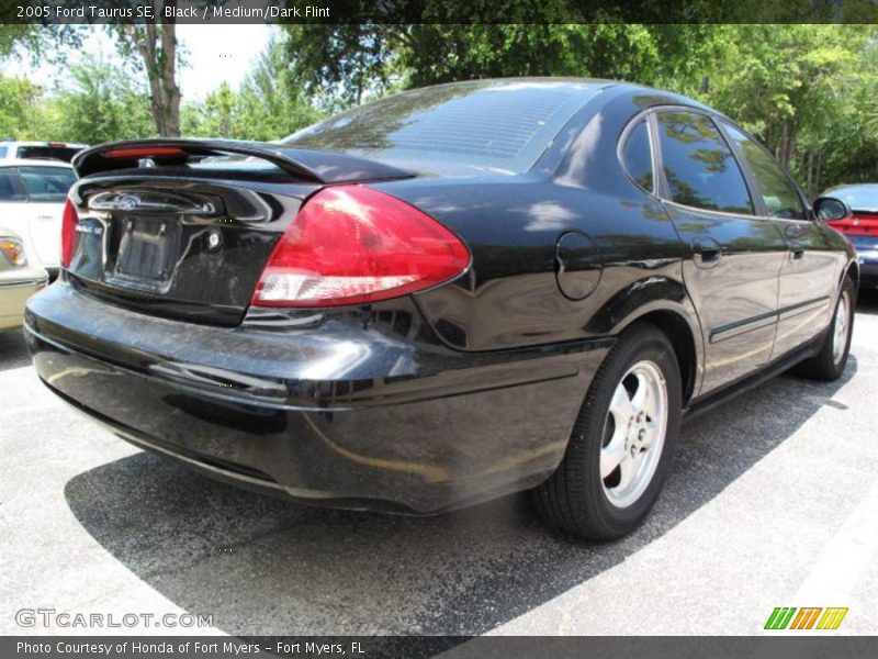 Black / Medium/Dark Flint 2005 Ford Taurus SE
